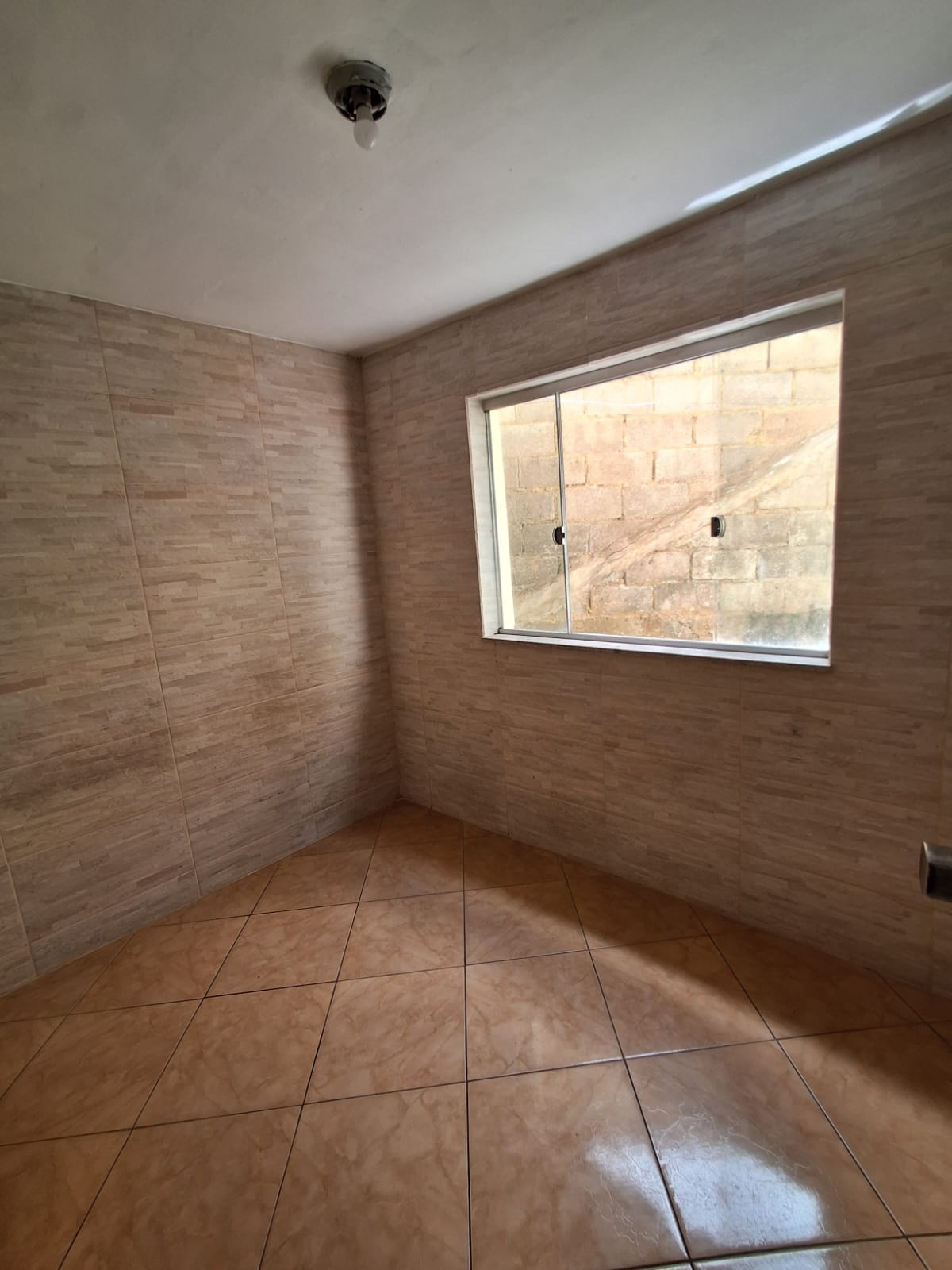 Casa para locação no bairro Santo inácio em Santo Inácio, Diamantina — foto 12 de 20